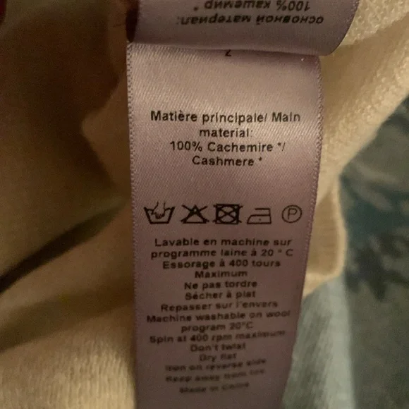 ZADIG & VOLTAIRE
Ida Cashmere Star Strass/Embellished Sweater
COLOR:Sugar Size S - Picture 5 of 10